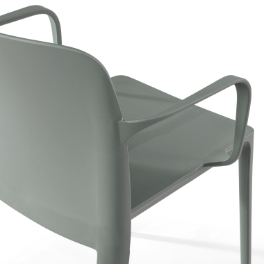 Chaise restauration avec accoudoirs Loop, assise large