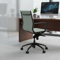 Fauteuil de bureau design Brenton, dossier bas, structure noire, similicuir