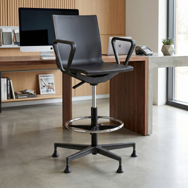 tabouret datelier et de laboratoire noir avec bras plastique accoudoirs mobiles 2