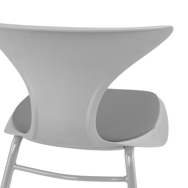 chaise avec tablette gris structure pietement luge plastique sans accoudoirs 6