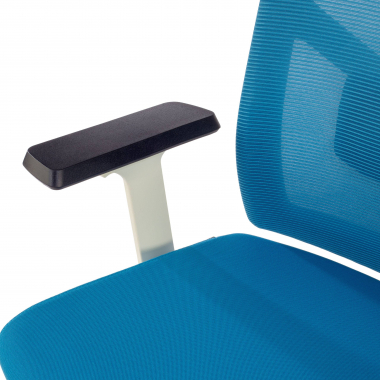 chaise de bureau blanc bleu structure blanche appui tete maille accoudoirs reglables 1d soutien lombaire appui tete 5