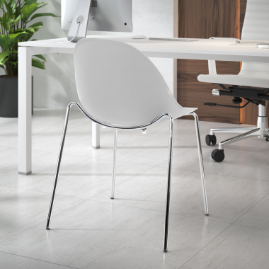 chaise de conference blanc 4 pattes plastique sans accoudoirs 2