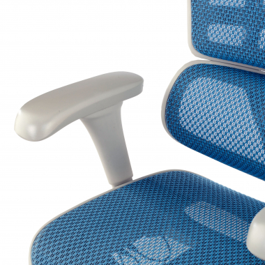 chaise ergonomique blanc bleu structure blanche rouge maille accoudoirs mobiles appui tete 10