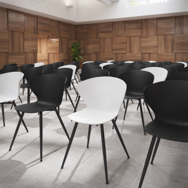 chaise de conference noir blanc 4 pattes plastique accoudoirs fixes 2