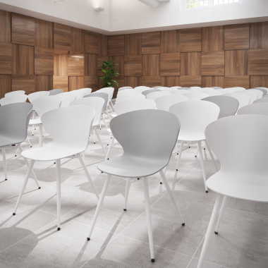 chaise de conference blanc blanc 4 pattes plastique accoudoirs fixes 2