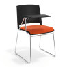 Chaise avec tablette rembourrée Hest