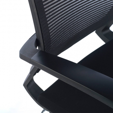 chaise visiteur noir adam maille accoudoirs fixes 4